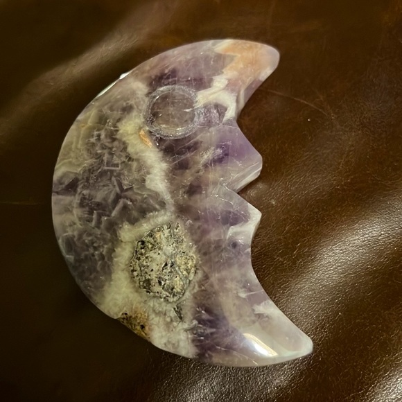 Amethyst Crystal - Picture 3 of 7